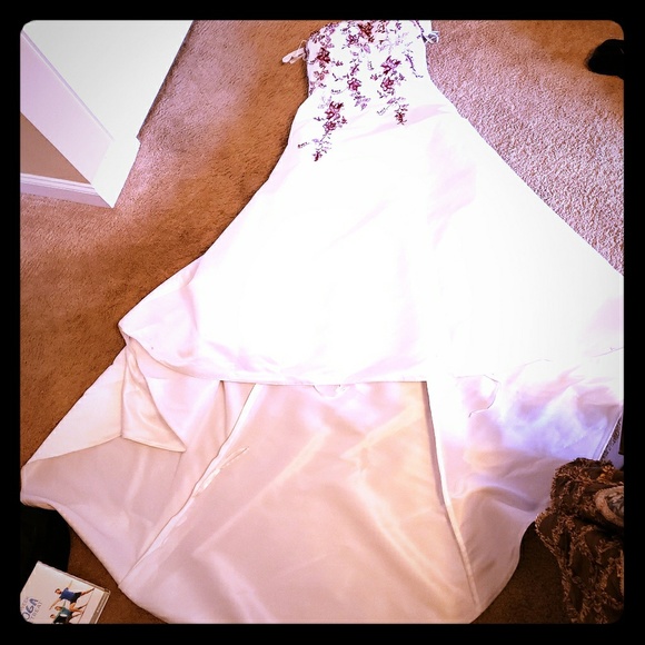 Gorgeous wedding dress size 16